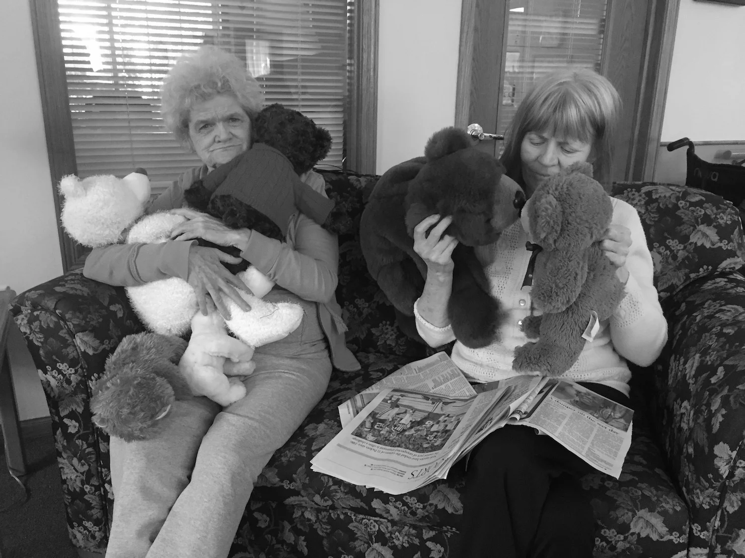 Residents enjoying time together on the couch